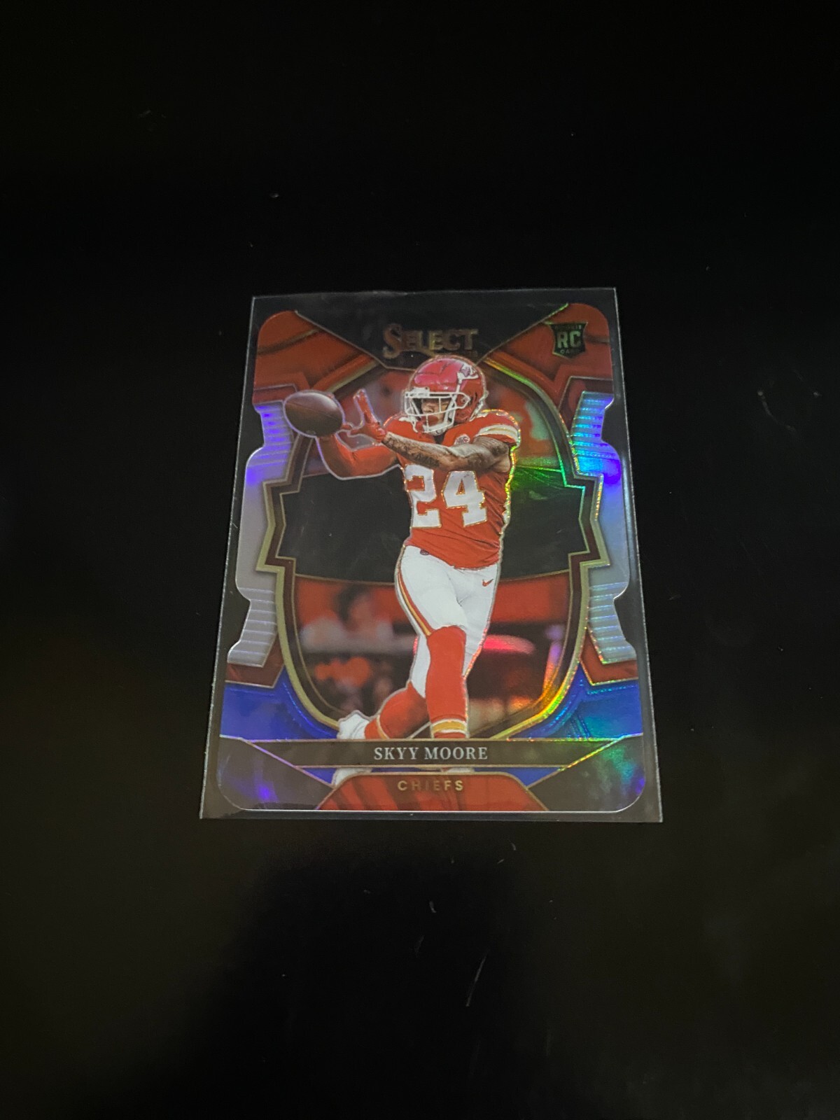 Skyy Moore 2022 Select Concourse Red Blue Prizm RC Die Cut Chiefs 21 PWE
