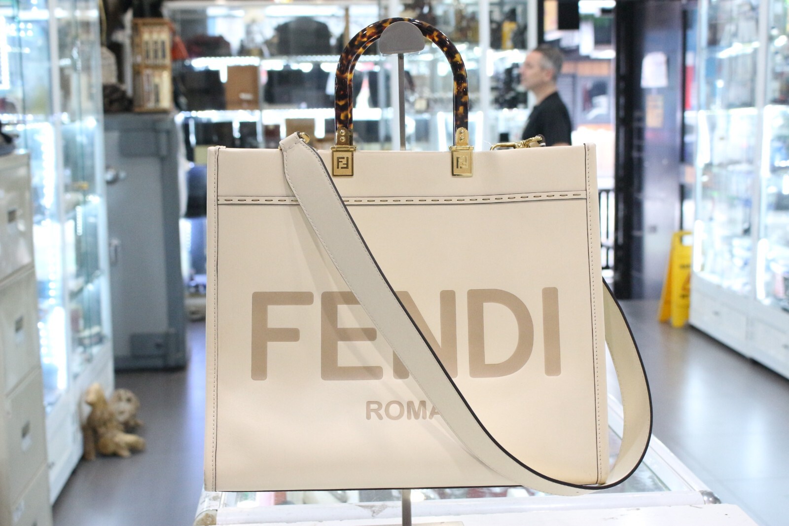 Fendi Sunshine White Medium Shopper Bag