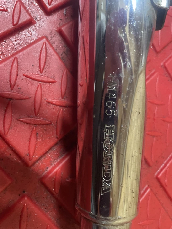 Escape Twinstar 1981 Honda cm 200T - Imagem 4 de 4