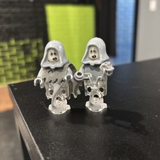 Specter Ghost Minifigure x2