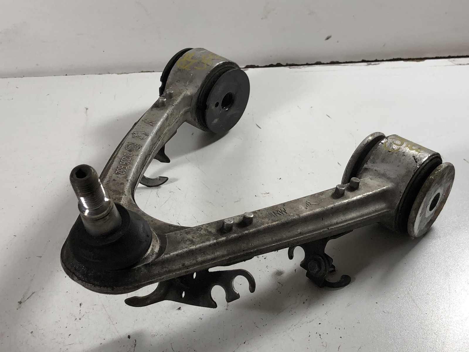 09-13 Maserati Quattroporte M139 Front Left Upper Control Arm GranTurismo M145