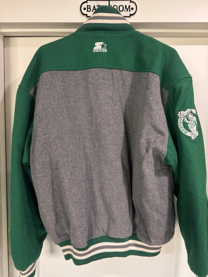 Chaqueta de bombardero de satén verde XL vintage de los Boston Celtics de la NBA para hombre Foto 2 de 4