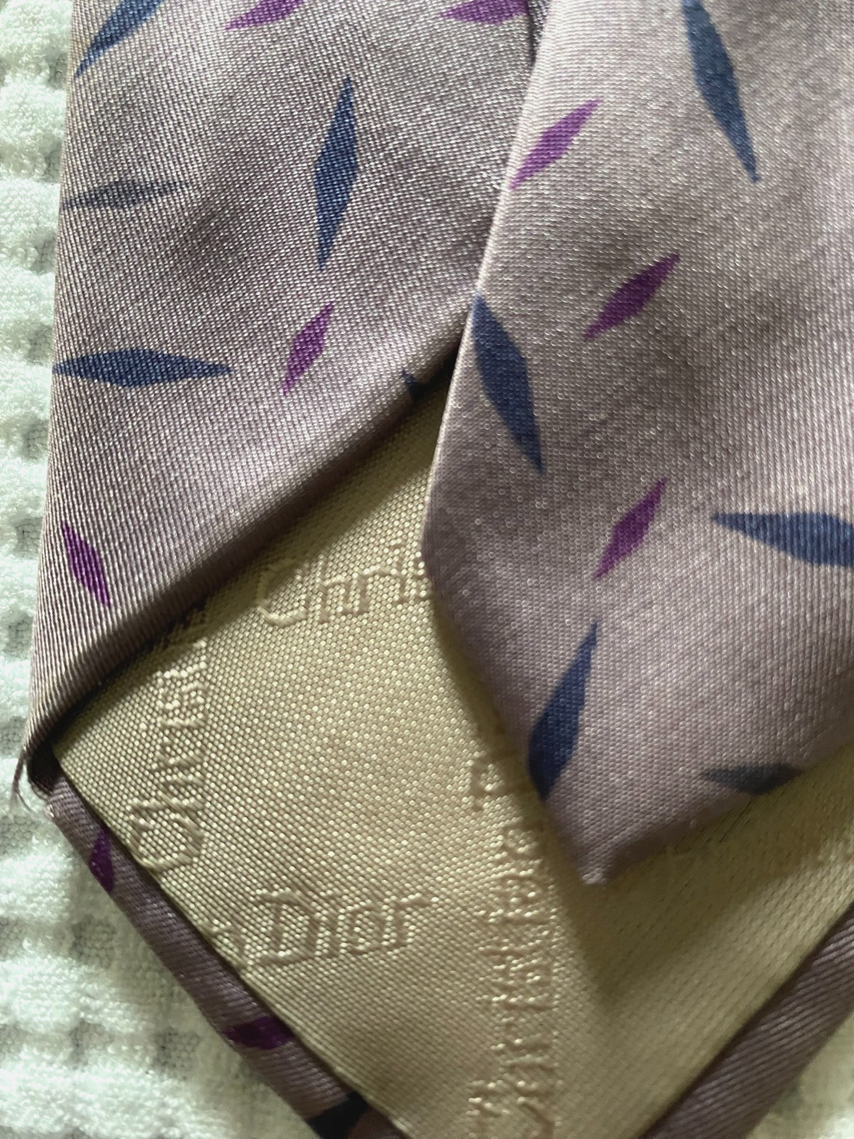 Christian Dior Geometric Design Men's Silk Tie 3.5" * 57.5" thumbnail 4