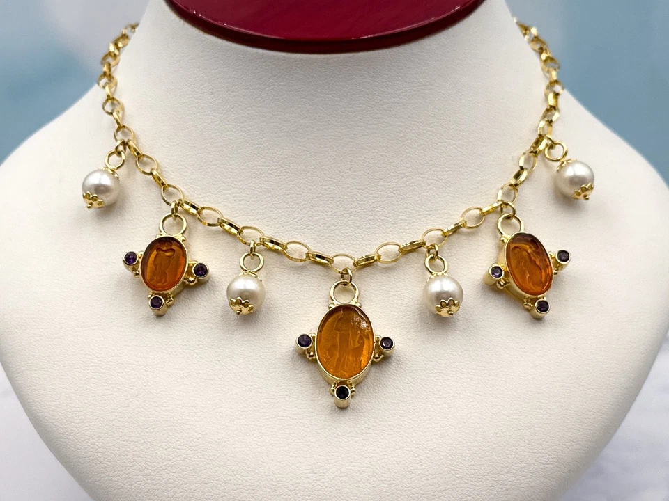 Collar con dije camafeo veneciano TAGLIAMONTE (LD3600N) 925SS/YGP *perlas*Reg. $450 Foto 3 de 4