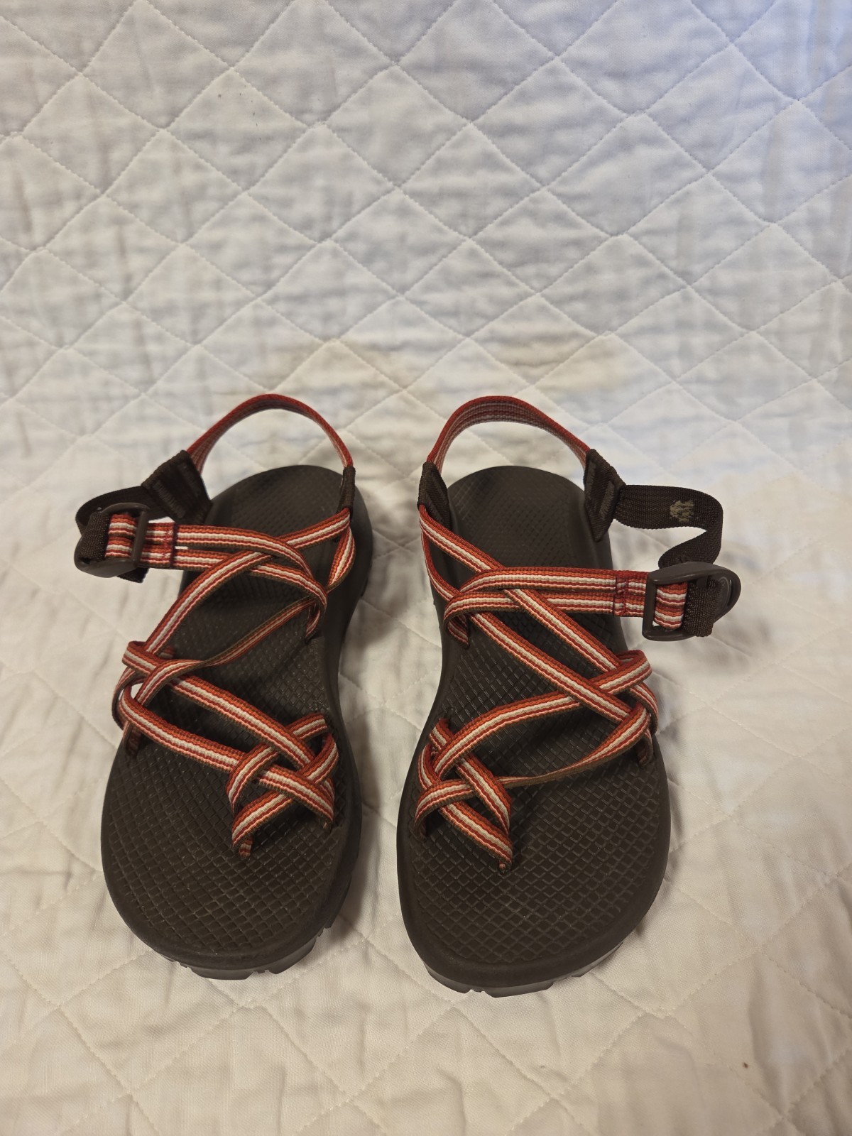 Chaco Sandals Women’s Size 7 Brown Red Strappy Outdoors Travel Hiking Water
