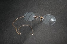 Pr of Antique Spectacles in wonderful perfect condition in original case.