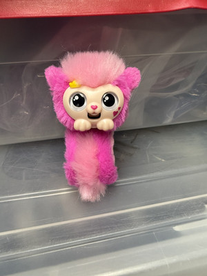 Wrapples Little Live Pets Plush Stuffed Wrist Talking Toy Pink Princeza Z23