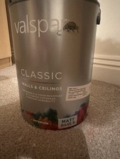Valspar Classic Matt Emulsion Spiced Latte
