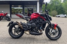MV Agusta Brutale 800 RR naked bike Motorrad 800ccm 140PS Jahres erste hand NEU