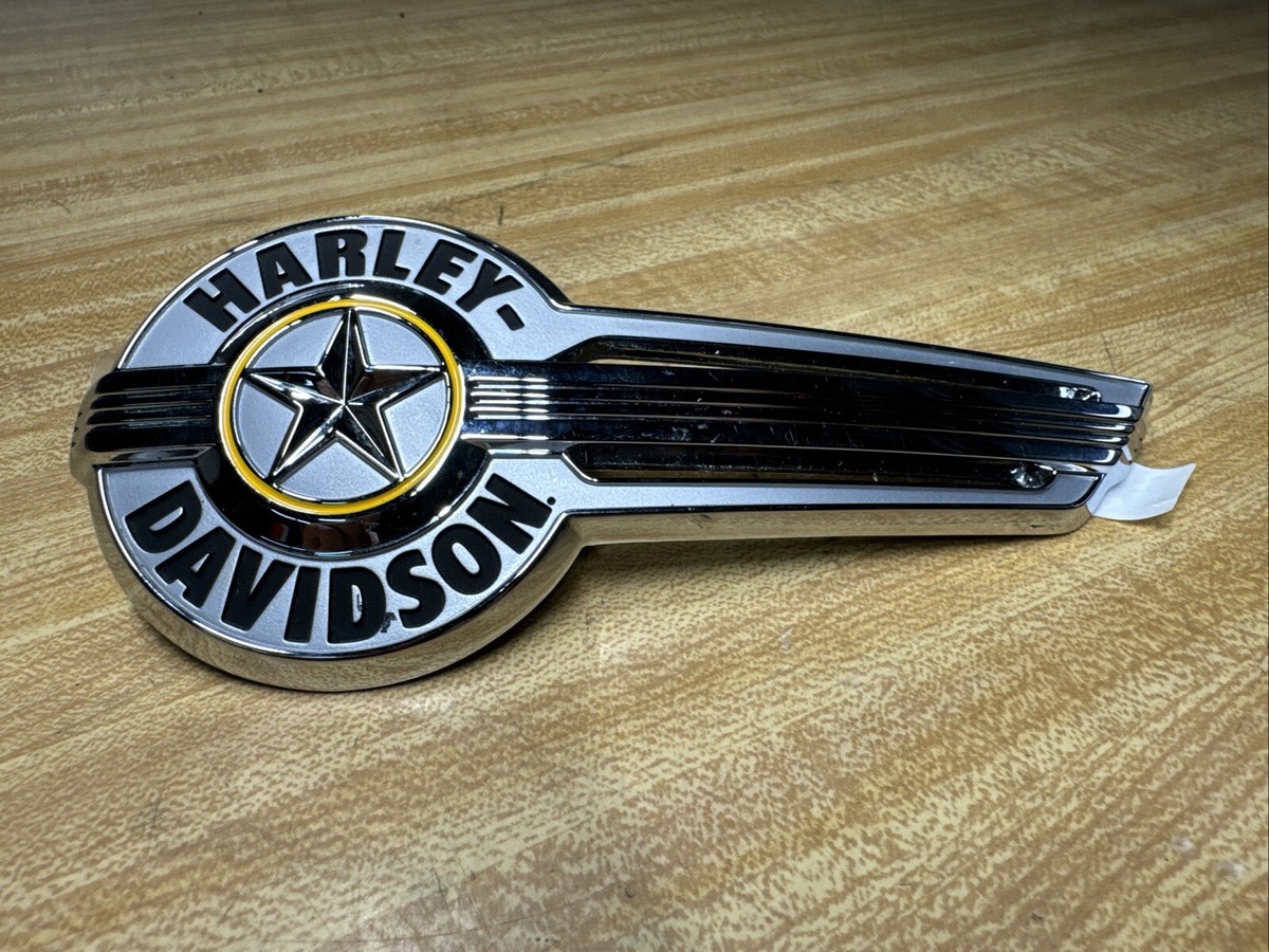 Harley-Davidson (18-24) MY22 Softail Fatboy Left Tank Emblem