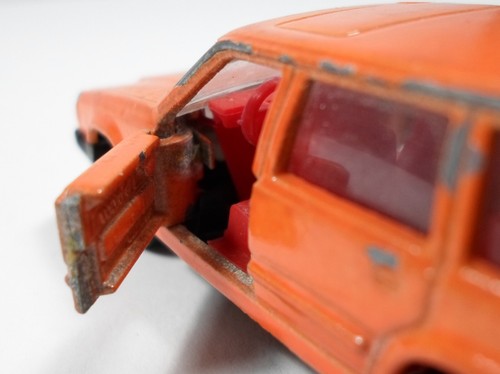MAJORETTE VTG No 230 VOLVO 760 GLE ORANGE RARE 1:61 3'' DIE-CAST TOY CAR FRANCE - Picture 14 of 16