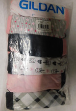 Gildan Girl's Cotton Hipster Underwear Panties, 18-Pack-Size 4