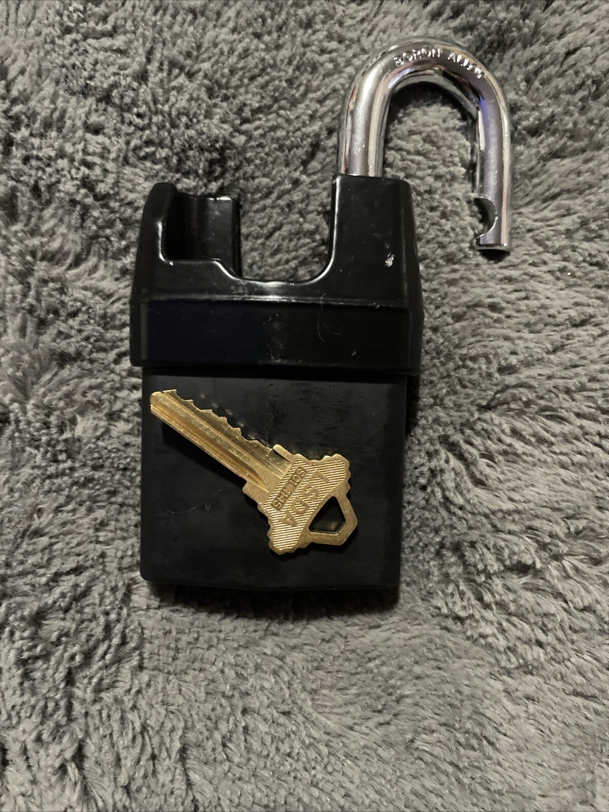 Master Lock Pro Series 6727 With Tumbler And Key. | eBay
