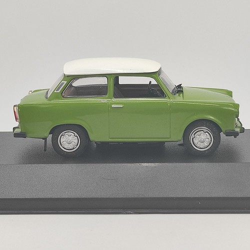 Diecast Atlas 1/64 Scale East German Trabant 601 Luxury Car Alloy - Picture 6 of 14