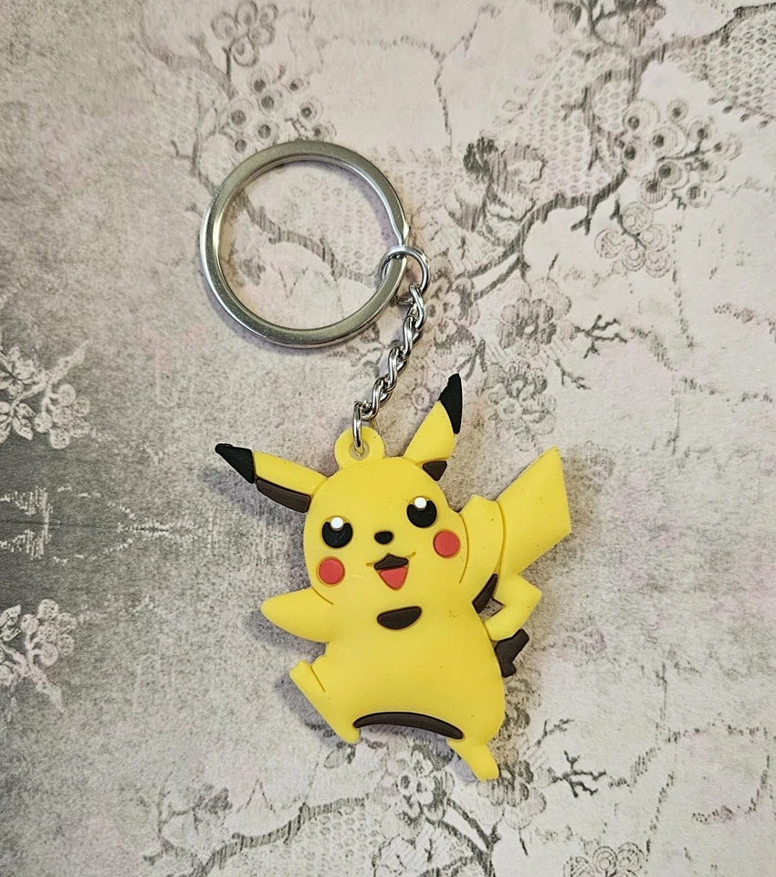 MARKENLOS Pokemon Merchandise Schlüsselanhänger PIKACHU 💛 Kinder Geschenk 🎁