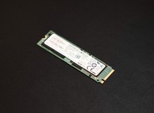 Samsung PM961 512GB M.2 NVMe SSD - MZVLW512HMJP