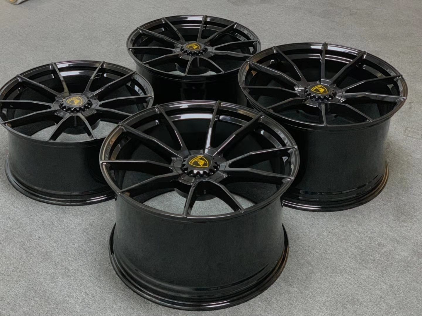 Lamborghini Huracan 2015-2024 Wheel