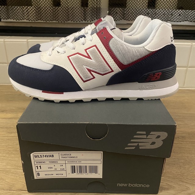 New Balance 574 Indigo Crimson 