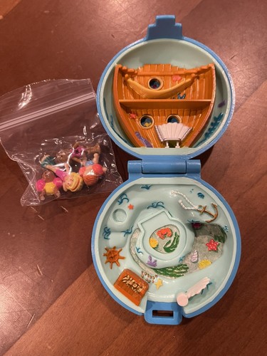 VTG Polly Pocket Blue Jeweled Under The Sea Compact Bluebird 1992 W/ 4 Dolls - Picture 4 of 5