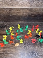 Vintage Marx Plastic Cowboys Indians Soldiers Horse Red Green Mixed Lot Of 27