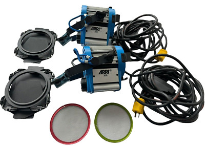 Arri Arrilite 300 Tungsten Fresnel Spotlights Pair with Bulbs Barndoors Scrims