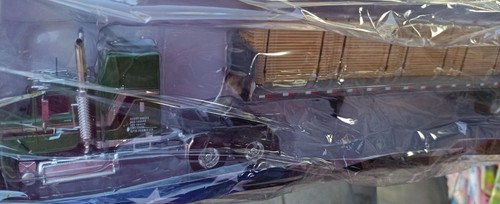 Mack Super Liner (1986) Wood Transport American Trucks 1:43, Altaya new unopened - Picture 2 of 5