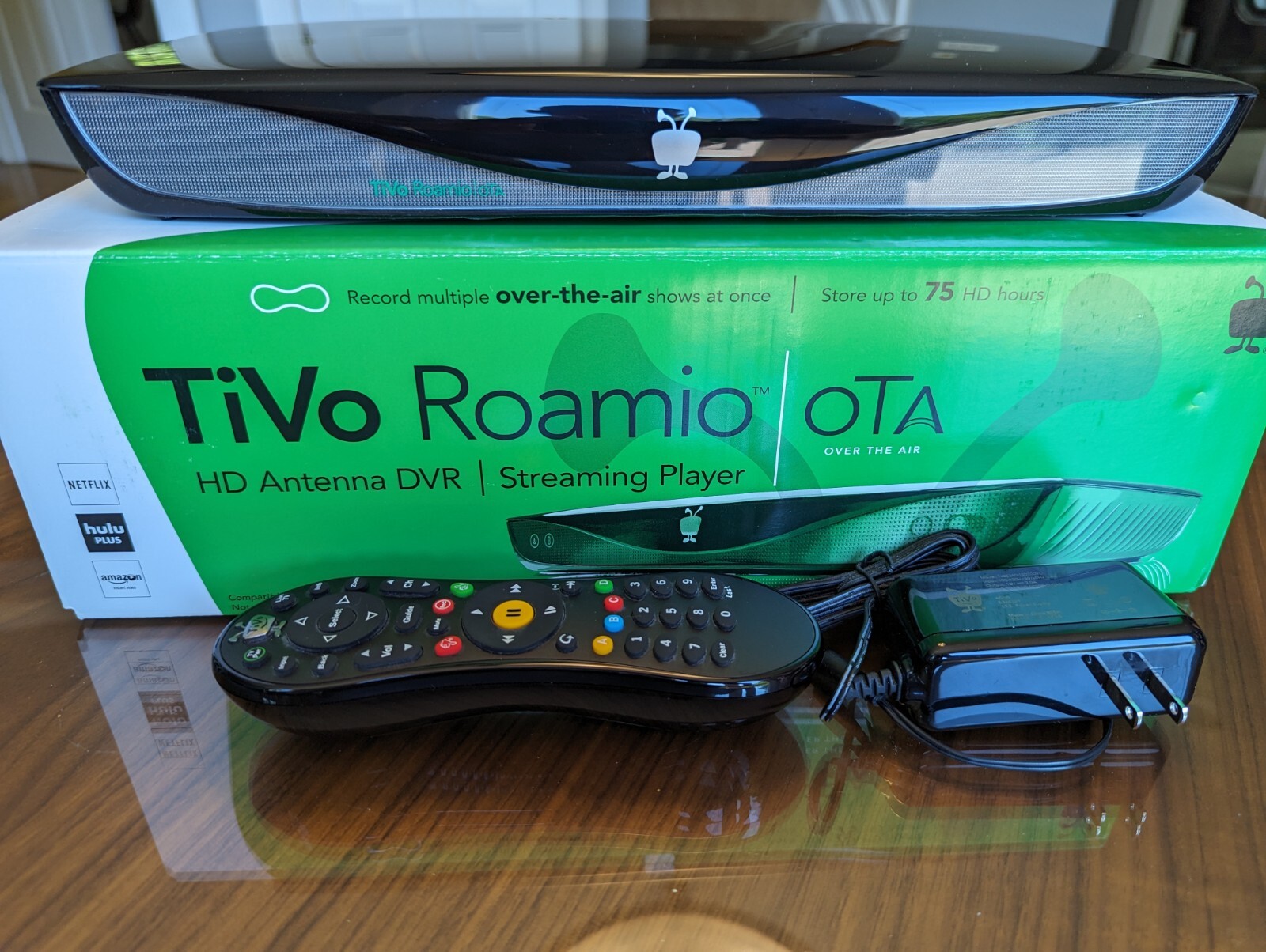 TiVo Roamio OTA Model TCD846510 HD DVR and Streaming Excellent