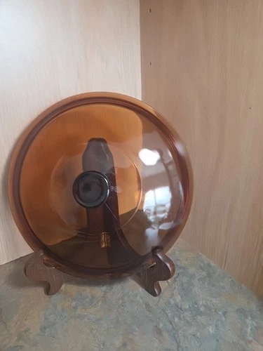 18 Corning Ware Vision Pyrex Amber Glass Lid  8.75"