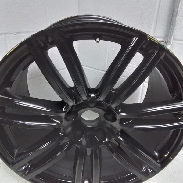 Maserati Quattroporte 2017 REAR Wheel P/N 670016860