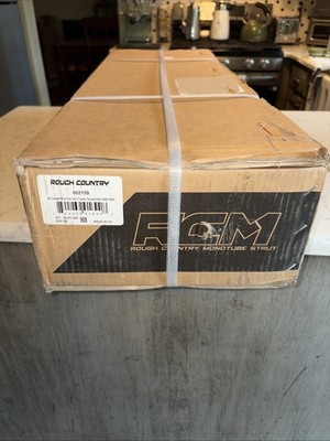 Rough Country M1 Loaded Strut Pair 3in for Toyota Tacoma 4WD 05-23 502139 NIB