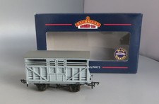 Bachmann 37-705 00 Gauge 10 Ton Cattle Wagon LMS Grey - 69453 - 2 Avail