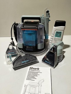 Shark StainStriker Flecken und Fleckenreiniger mit 5 Aufsätze inkl. Haustier