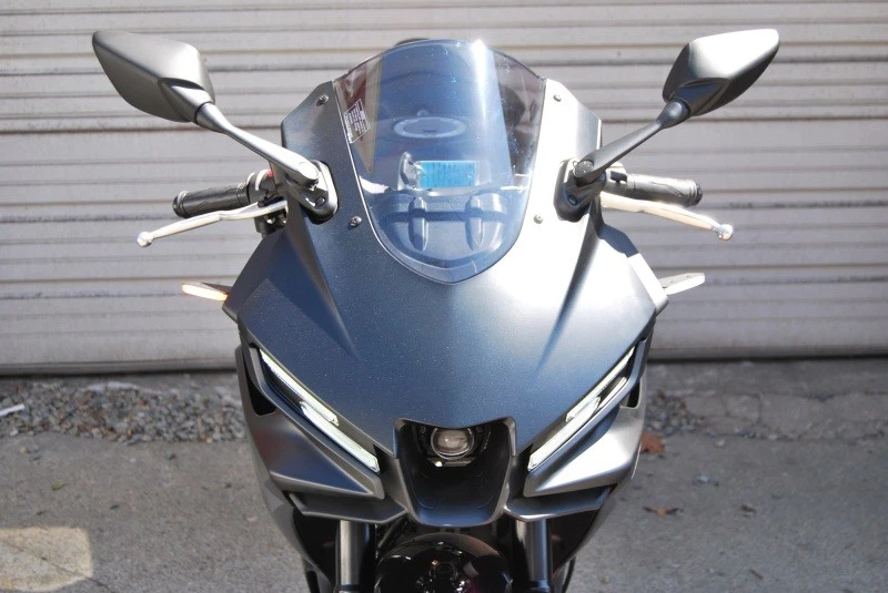 Nuevas señales de giro delanteras Rage Cycles Yamaha R3 (parte #newR3-FB-25) Foto 4 de 4