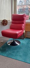 Very Comfortable Swivel Chair in red PU & Chrome Base