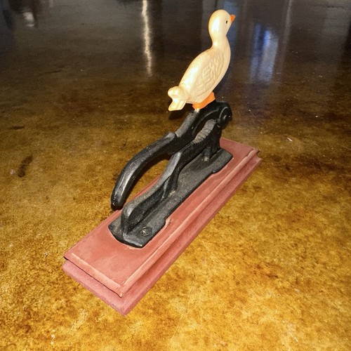 Cast Iron Duck Nutcracker - Picture 4 of 5