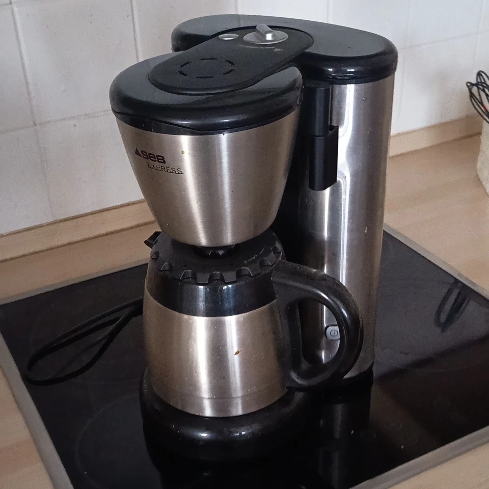 SEB Express Cafetière filtre inox noir/argenté pour café moulu - Photo 1/2