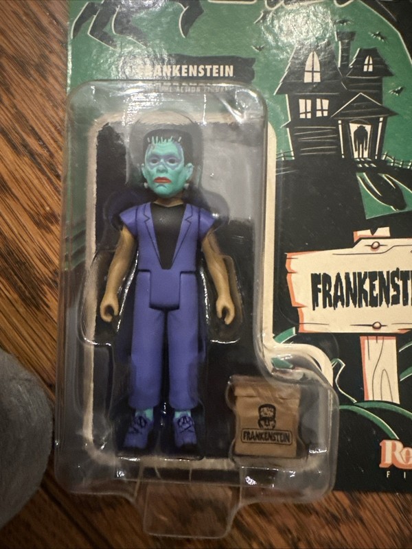 Frankenstein Universal Monsters Halloween Kids Super7 Reaction Action Figure