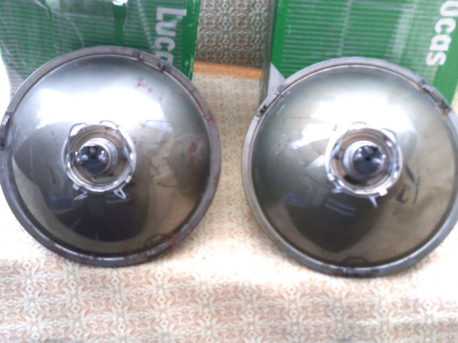NEW ORIGINAL GENUINE PAIR OF LUCAS PL 700 HEADLIGHTS FOR THE JAGUAR E