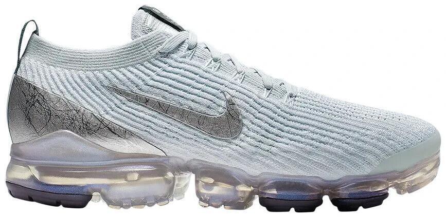 Preços baixos em Nike Air VaporMax Flyknit Reflective Silver