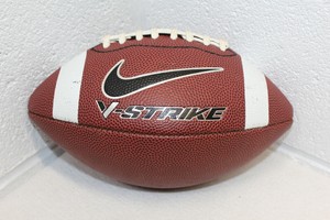 nike v strike football