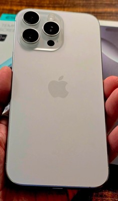iPhone 16 Pro Max White Titanium TIKTOK DOWNLOADED