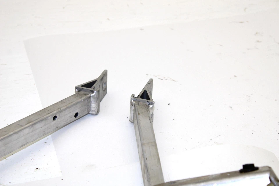 Ski-doo Summit 800 2005 OEM Upper Cross Member 518324739 SS114 Foto 4 de 4