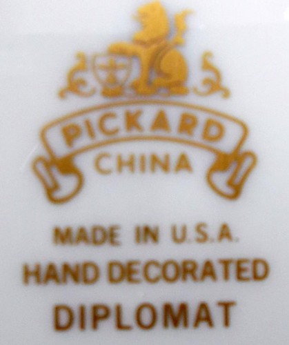 Pickard Diplomat 9 Inch Diameter Round Vegetable Bowl - Picture 4 of 4