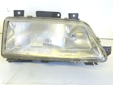 Feu avant (phare) Peugeot 405