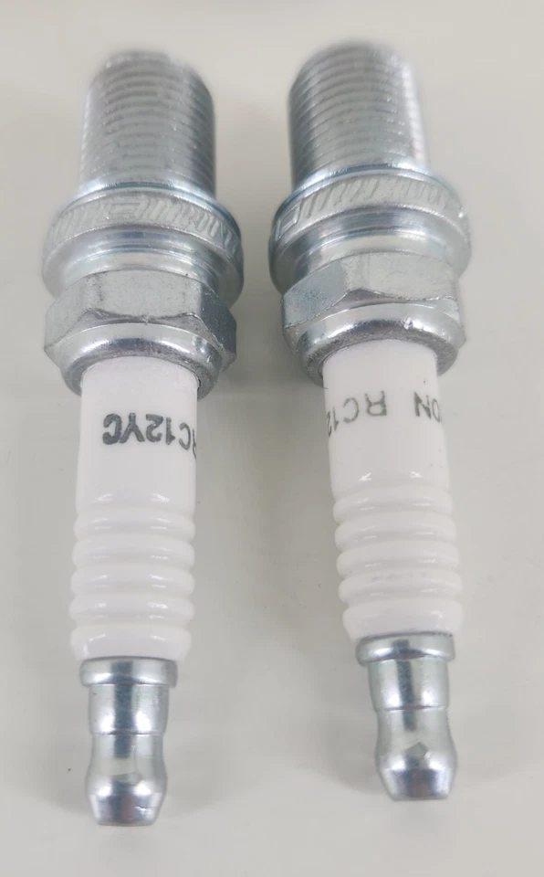 Pack de 2 bujías Champion 71 Copper Plus RC12YC 71G Foto 2 de 4