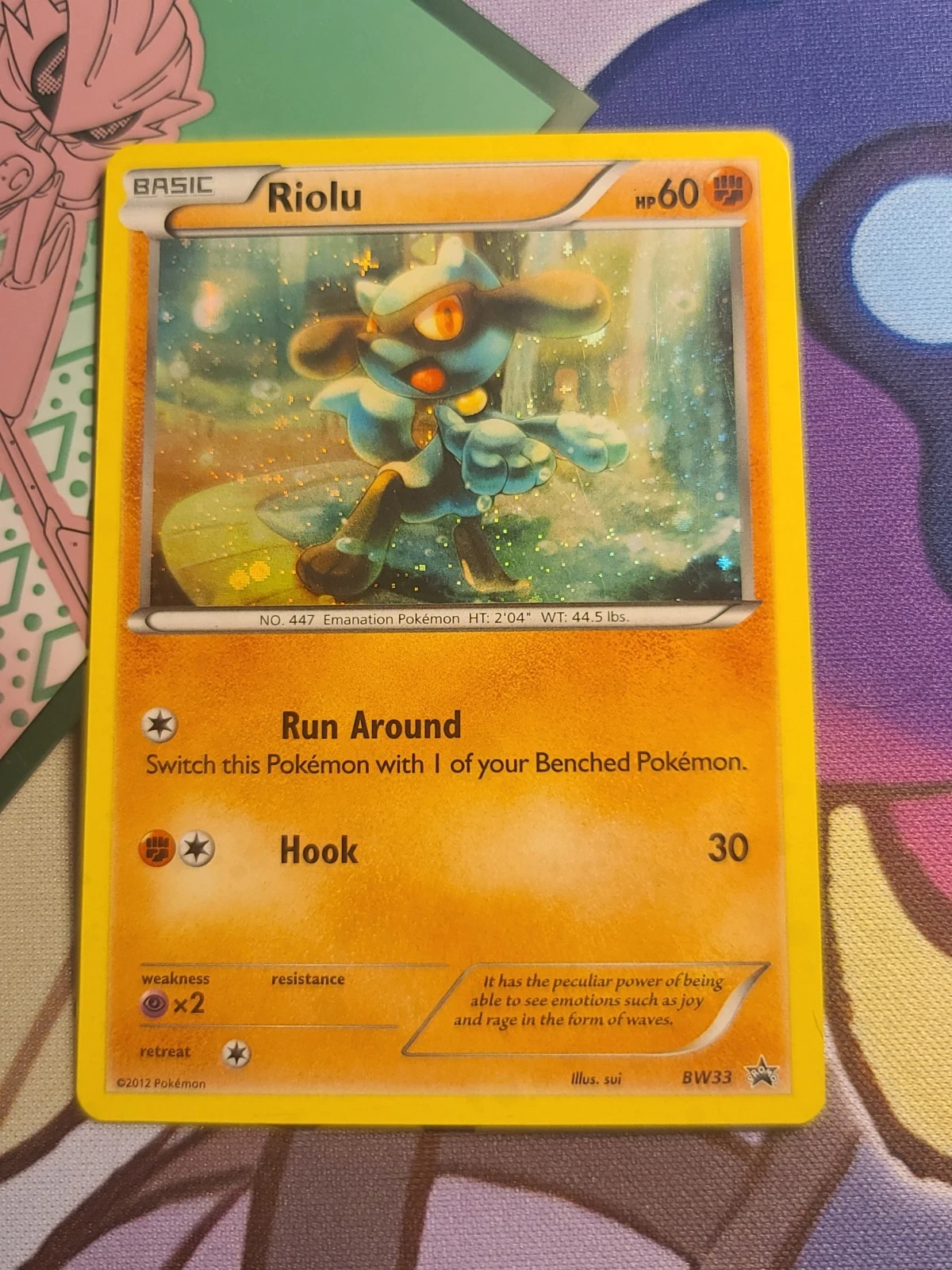 Pokémon Riolu Black White BW33 Holo Promo Cosmos Holo Rare Promo GREEN SLEEVE