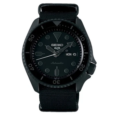 Montre automatique pour homme SEIKO 5 Sports Street SRPD79K1 noire totale - Photo 1/4