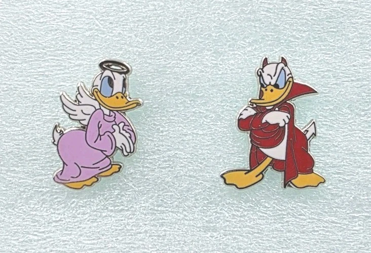 Disney 2 Pin Set Donald Duck Angel & Devil 2015 Good Evil