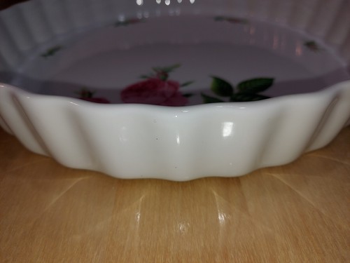 Christineholm 9,5" geriffelte Porzellan Tarte Gebäck Kuchen Quiche Schale weiß/rosa Rosen - Bild 5 von 8