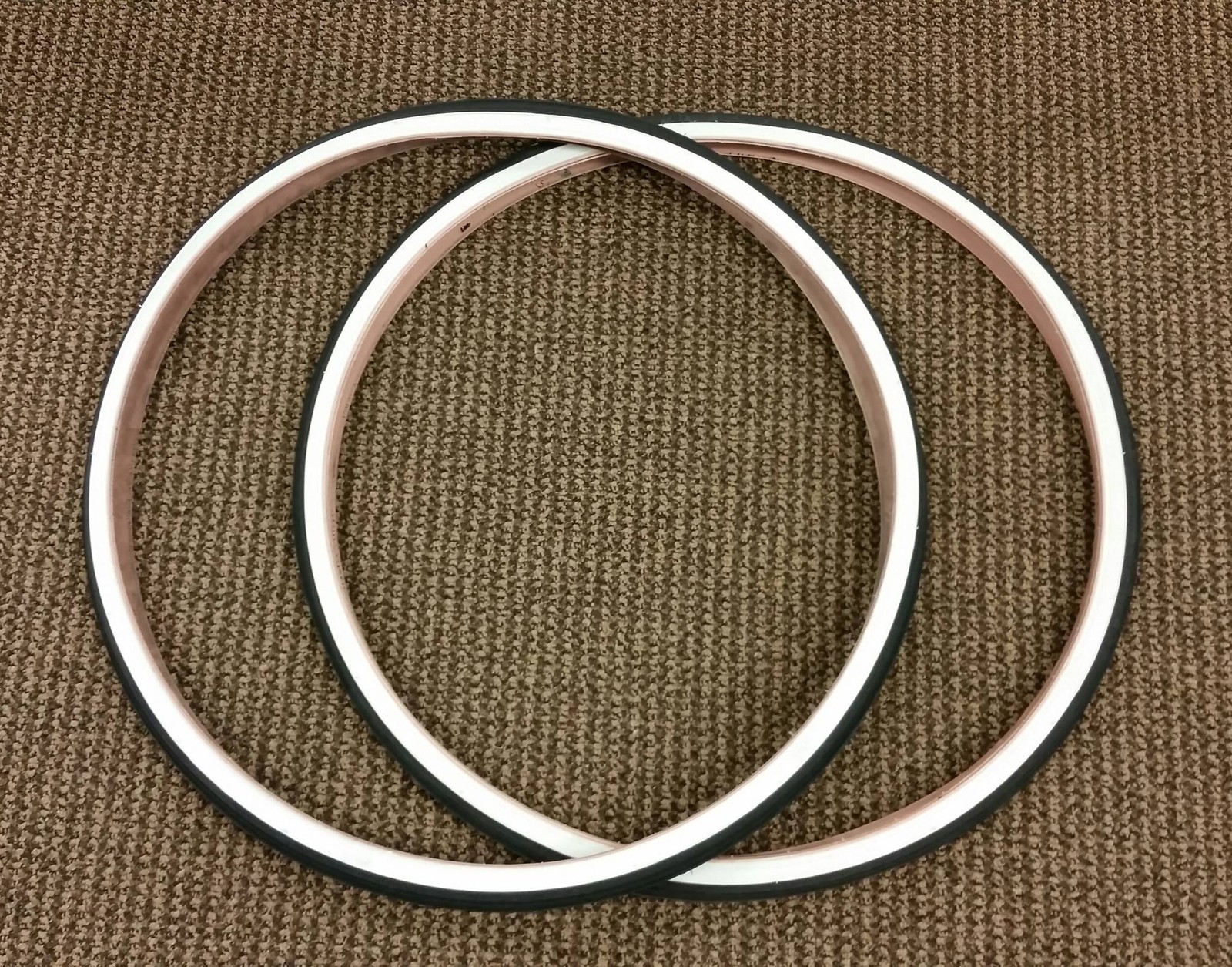 white wall bicycle tires